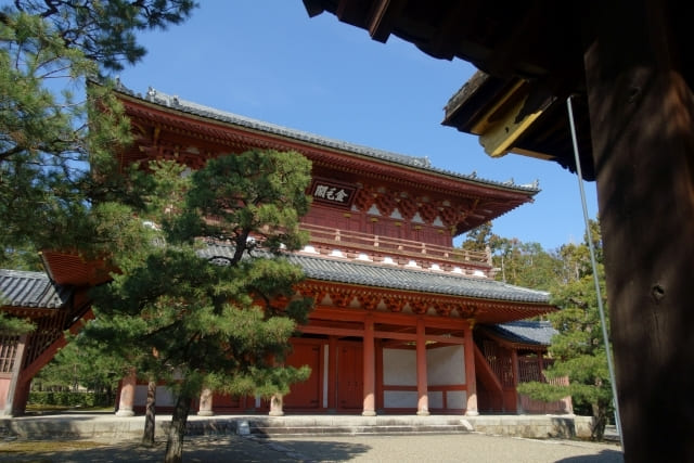 京都、大徳寺の三門